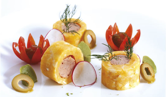 Causa Limeña de Yuca Aromatizada